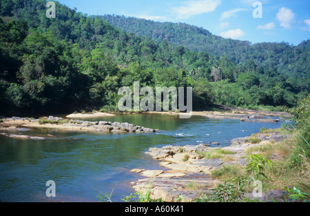 Lage am Fluss Kelani in Sri Lanka, wo der berühmte David Lean-Film die Brücke am River Kwai gedreht wurde Stockfoto