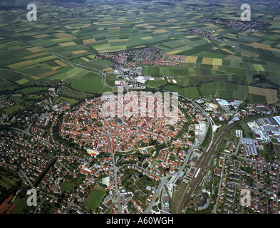 historische alte Stadt und Wand, Deutschland, Bayern, Nördlingen Stockfoto