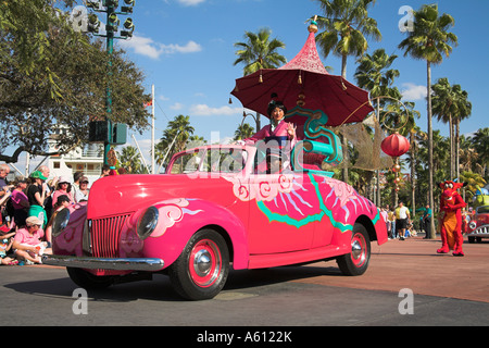 Mulan, Disney-Stars und Motor Car Parade, Disney-MGM Studios, Orlando, Florida, USA Stockfoto