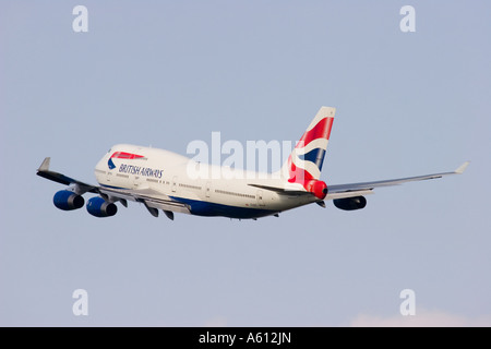 G CIVT British Airways Boeing 747 436 ausziehen aus London Heathrow Stockfoto