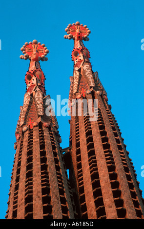 "Hosanna" und "Excelsis" auf die Türme der Gaudis La Sagrada Familia, Barcelona, Spanien Stockfoto