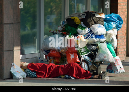 Das Leben auf der Straße - obdachlose Person in Kiel, in Kiel, Schleswig-Holstein, Deutschland Stockfoto