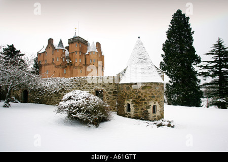 Malerische Bild Winter von Craigievar Castle in der Nähe von Aberdeen im Nordosten von Schottland Stockfoto