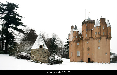 Malerische Bild Winter von Craigievar Castle in der Nähe von Aberdeen im Nordosten von Schottland Stockfoto