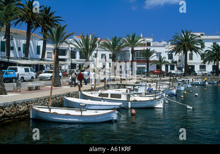 Boote im Hafen, Fornells, Minorca, Balearen, Spanien Stockfoto