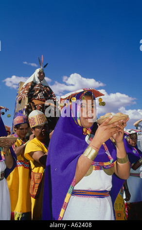 PERU Südamerika Cusco Inti Raymi Fest der Sonne Inca Festival mit Ehefrau von Kaiser Pachacuti in ihrem Thron durchgeführt werden Stockfoto