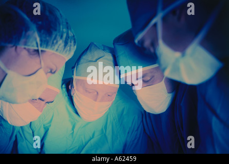 Ärztinnen und Ärzte Chirurgen Stockfoto