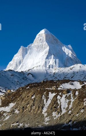 Shivling Gipfel im Himalaya Stockfoto