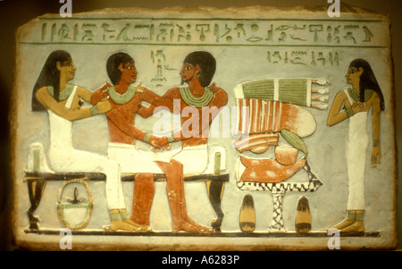 Fresko mit menschlichen Figuren Männer und Frauen ägyptischen Museum von Kairo Ägypten Antiquitäten Stockfoto