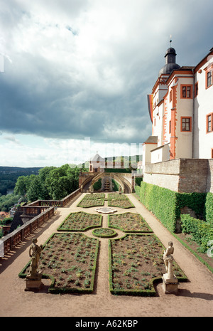 Würzburg, Festung Marienberg, Fürstengarten, Blick von Süden Auf Die Festung Und Den Main Stockfoto