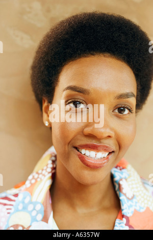 Porträt einer jungen Frau, Lächeln Stockfoto
