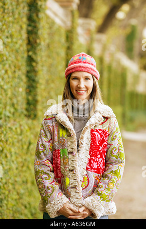 Porträt einer jungen Frau, Lächeln Stockfoto