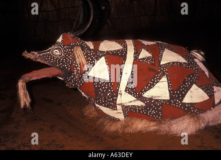 Männer Simbabwes, Tanz, Tänzerin, Tänzer, Tanz, Tribal Dance, African Dance, Victoria Falls Hotel, Matabeleland Nord Provinz, Simbabwe, Afrika Stockfoto