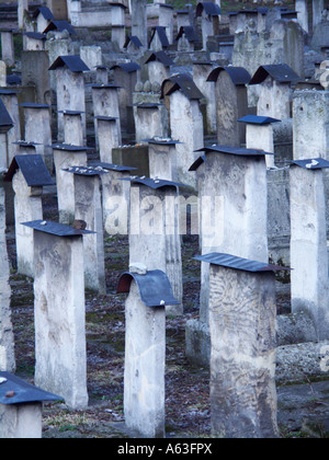 Grabsteine in die Remu h Friedhof neben der Remu Synagoge, Kazimierz, Krakau, Polen Stockfoto