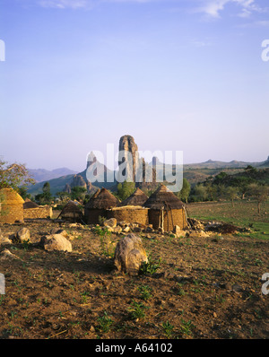 Kirdi Dorf und vulkanischen Stecker, Rhumsiki, Kamerun Stockfoto