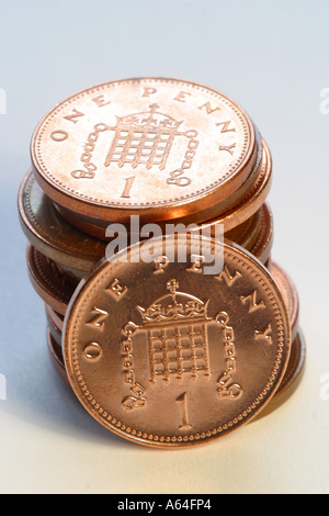 Pennies ablagestapel von Penny Münzen Stockfoto