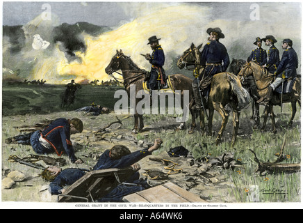 Union General Ulysses S gewähren zu Pferd mit seinen Offizieren auf einem Bürgerkrieg Schlachtfeld. Hand - farbige Holzschnitt Stockfoto