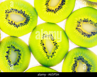 Scheiben von Kiwis Stockfoto
