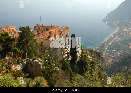 Eze Village mit Blick auf die Cote d ' Azur, Südfrankreich Stockfoto