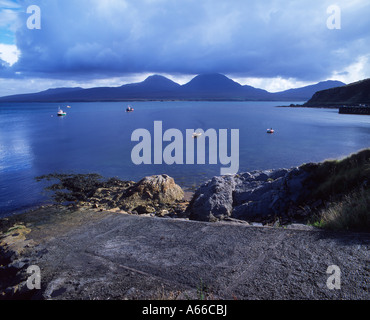 Jura betrachtet über die Sound of Islay aus Bunahabhain, Islay, Argyll Stockfoto