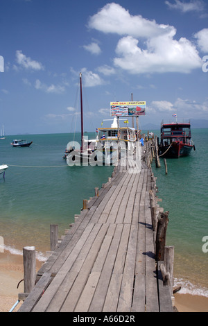 Pier am Bo Phut Fischerdorf Stockfoto