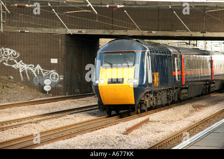 GNER High Speed Train durchläuft Huntingdon Station Stockfoto