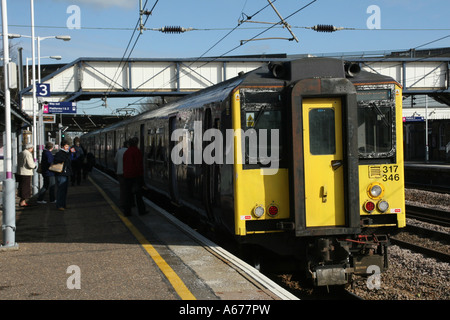 First Capital Connect s-Bahn Haltestelle Huntingdon Stockfoto