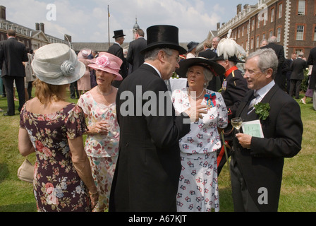 Betty Boothroyd MP, Baroness Boothroyd, Royal Hospital Chelsea, Gründertag 29. Mai jährliche Sommergartenparty London 2006 2000s UK. HOMER SYKES Stockfoto