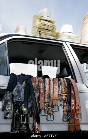 Miami Florida, Little Havana, Calle Ocho, jährlich, Hispanic Latino ethnischen Einwanderer Minderheit, Festival, Festivals, Feier, Messe, Veranstaltung, Hut Stockfoto