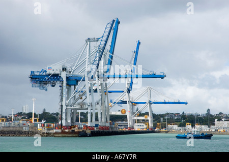 Stock Foto von Krane auf der Container-Werft in Auckland, Neuseeland. 2007. Stockfoto