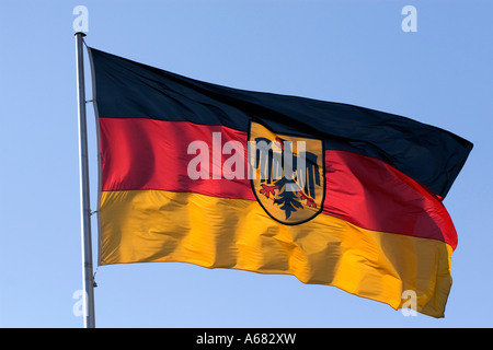 Deutsche nationale Banner Wellen im wind Stockfoto