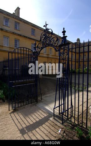 Trinity College Garden Viereck Stockfoto