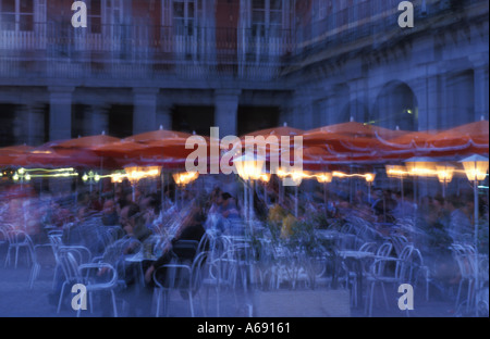 Café im Plaza Mayor Madrid Spanien Stockfoto