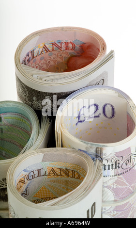 £5 £10 £20 £50 britische Banknoten rollt Stockfoto