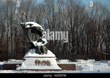 Frederic Chopin-Denkmal in Lazienkowski Park Warschau Polen Stockfoto