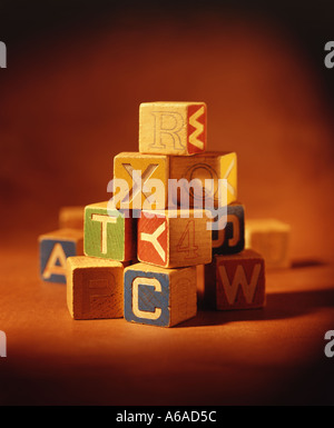 Stillleben mit Holzklötzen des Kindes Stockfoto