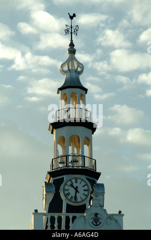 Bell und Uhrturm am niederländischen reformierten Kirche in Swellendam western Cape Südafrika RSA Stockfoto