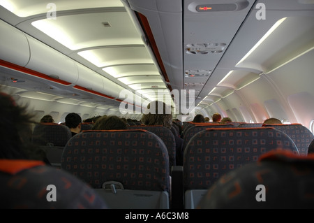 Innenseite der Urlaub Charter Flugzeug Easy Jet Stockfoto