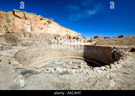 Besucher im Chaco Kultur National Historical Park befindet sich im Chaco Canyon in New Mexico Stockfoto