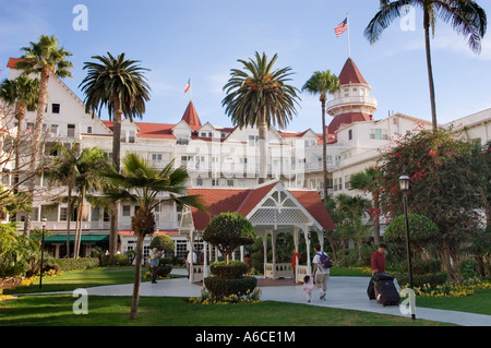 Innenhof des historischen Hotel Del Coronado San Diego California Stockfoto