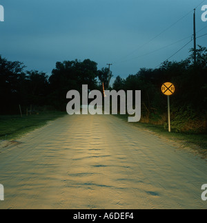 Feldweg in der Nacht Stockfoto