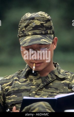 Revierleiter Trainingsübung Ba werden Nationalpark Vietnam Stockfoto