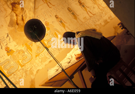 Restaurierungsarbeiten in das Tal der Könige, Ägypten Stockfoto