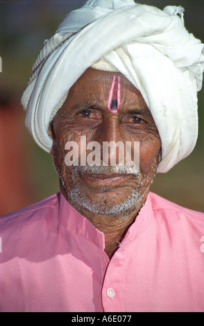 Porträt der Rajasthani Musiker mit Turban, Indien Stockfoto