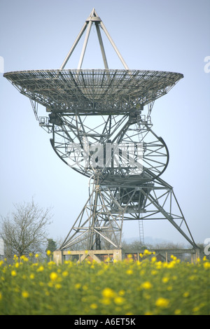Radioteleskop, Cambridge University Astronomie Abteilung, Barton, Cambridgeshire, England, UK Stockfoto