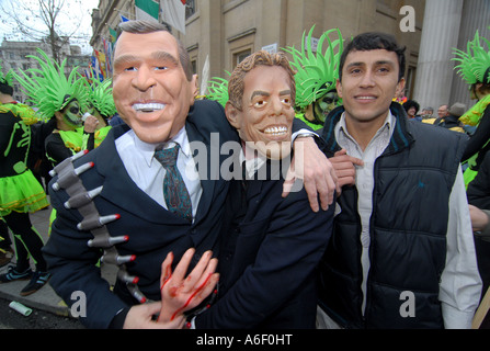 Demonstrationen für Frieden in London Trafalgar square 100 000 Demonstranten 24 2 07 Stockfoto