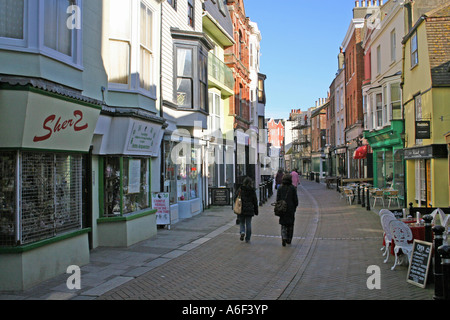 GEORGE STREET. ALTEN HASTINGS. EAST SUSSEX. ENGLAND. VEREINIGTES KÖNIGREICH. EUROPA Stockfoto