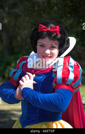 Schneewittchen-Charakter in der deutschen Sektion der World Showcase, EPCOT Center, Disney World, Orlando, Florida, USA Stockfoto