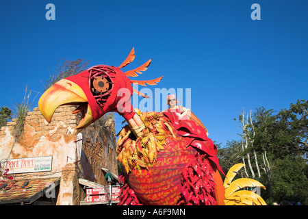 Vogel-Modell Float, Mickys Jammin Dschungel-Parade, Animal Kingdom, Disney World, Orlando, Florida, USA Stockfoto