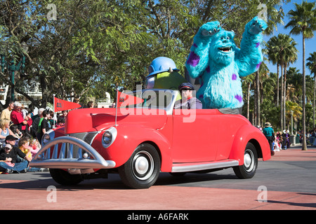 Sulley, Monster Inc, Disney-Stars und Motor Cars Parade, Disney MGM Studios, Disneyworld, Orlando, Florida, USA Stockfoto